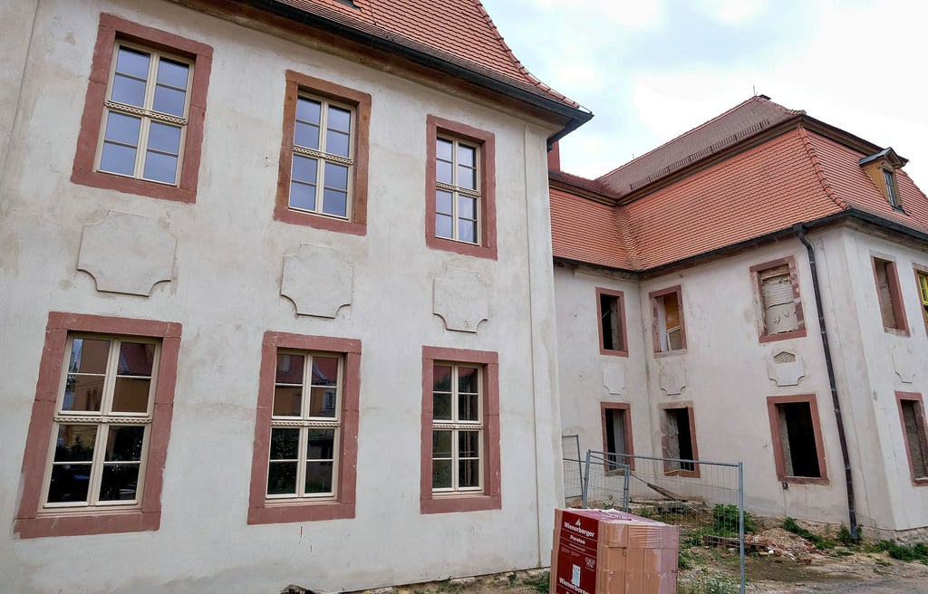 Das Schloss Beuchlitz in Holleben wird gerade von seinen neuen Eigentümern schrittweise saniert.