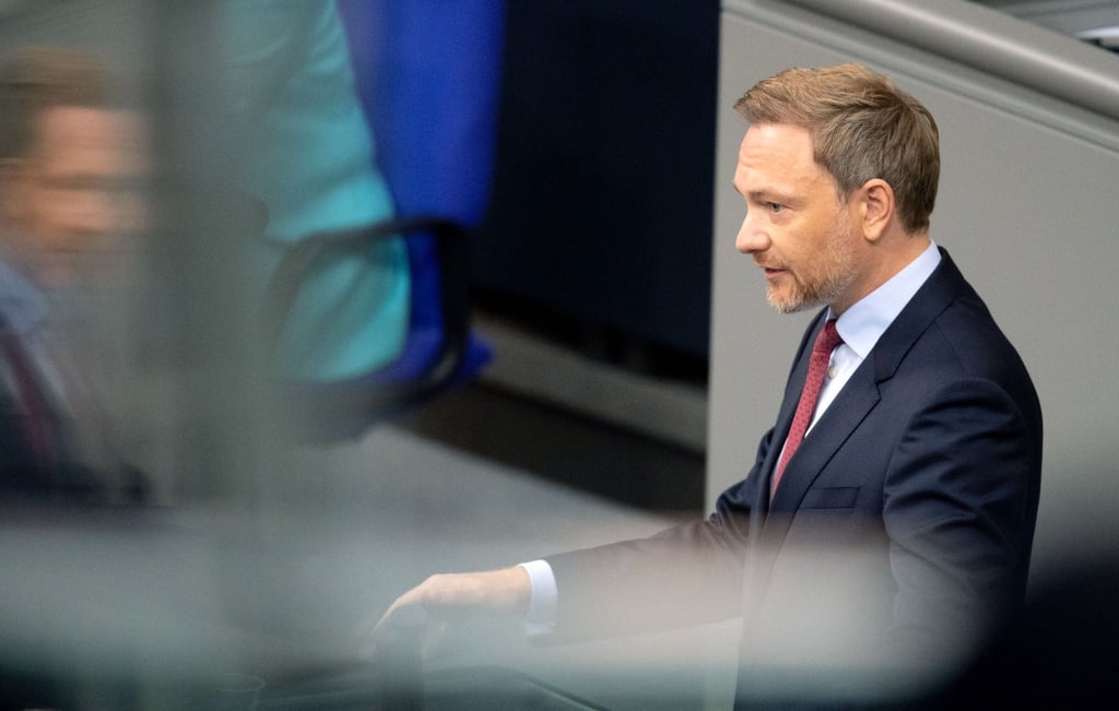 Christian Lindner spricht im Bundestag.