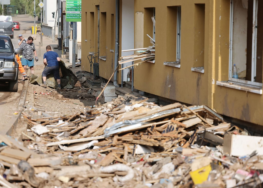 Hochwasser hat in vielen Regionen in NRW und Rheinland-Pfalz große Schäden verursacht.