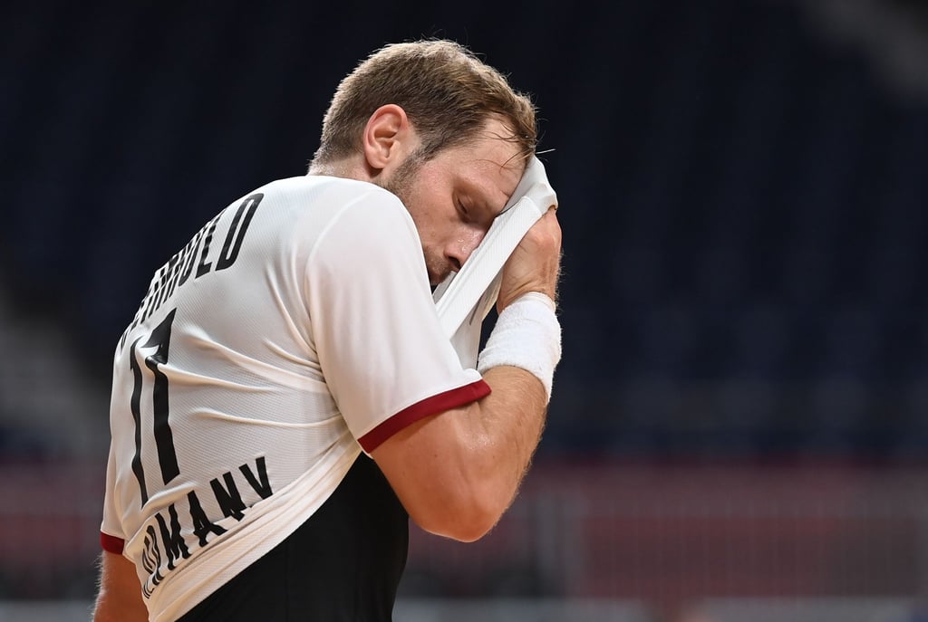 „Ich habe nicht so viel geschlafen“, sagt Steffen Weinhold einen Tag nach der Niederlage gegen Frankreich.