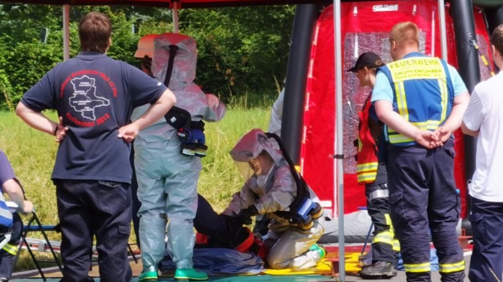 Am Samstagvormittag, gegen 8.23 Uhr kam es in Derenburg (Harzkreis) zu einer Havarie der Chlorgasanlage im Freibad. Aktuell ist der Bereich weiträumig abgesperrt.