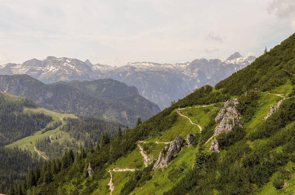 Wanderweg auf den Jenner in den Alpen bei Berchtesgaden
