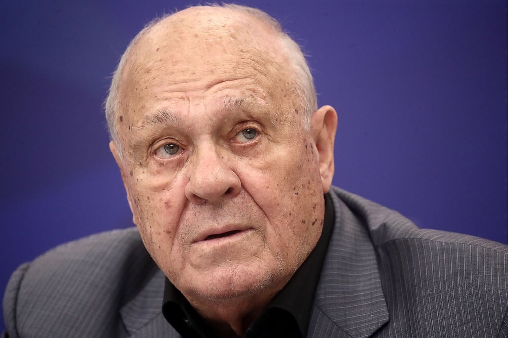 Der russische Regisseur Wladimir Menschow ist im Alter von 81 Jahren gestorben.