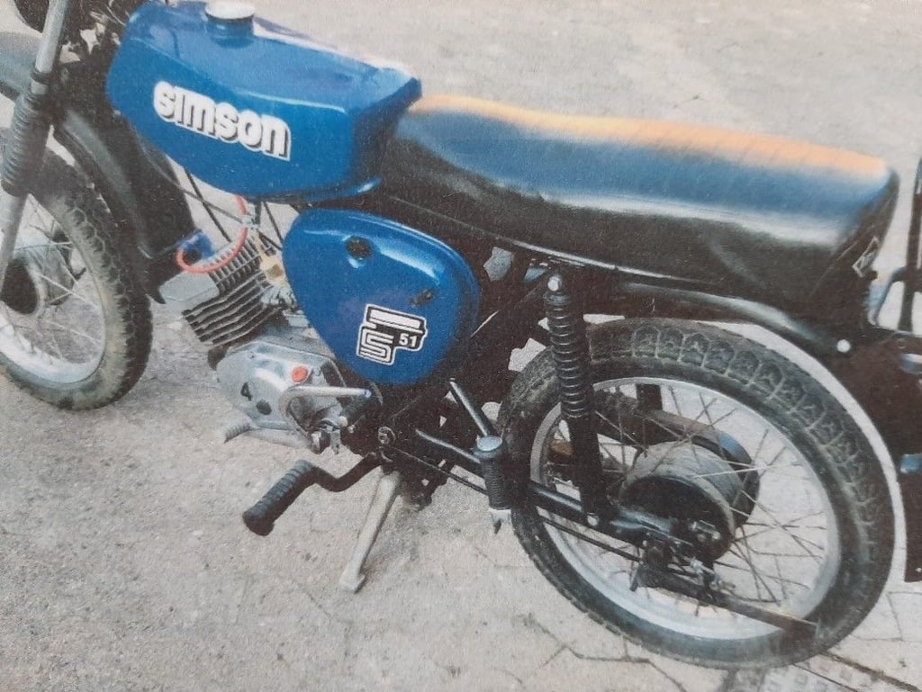 In Erxleben ist ein Kleinkraftrad der Marke Simson S 51 in der Friedhofstraße gestohlen worden. Die Besitzerin war nur 20 Minuten entfernt.