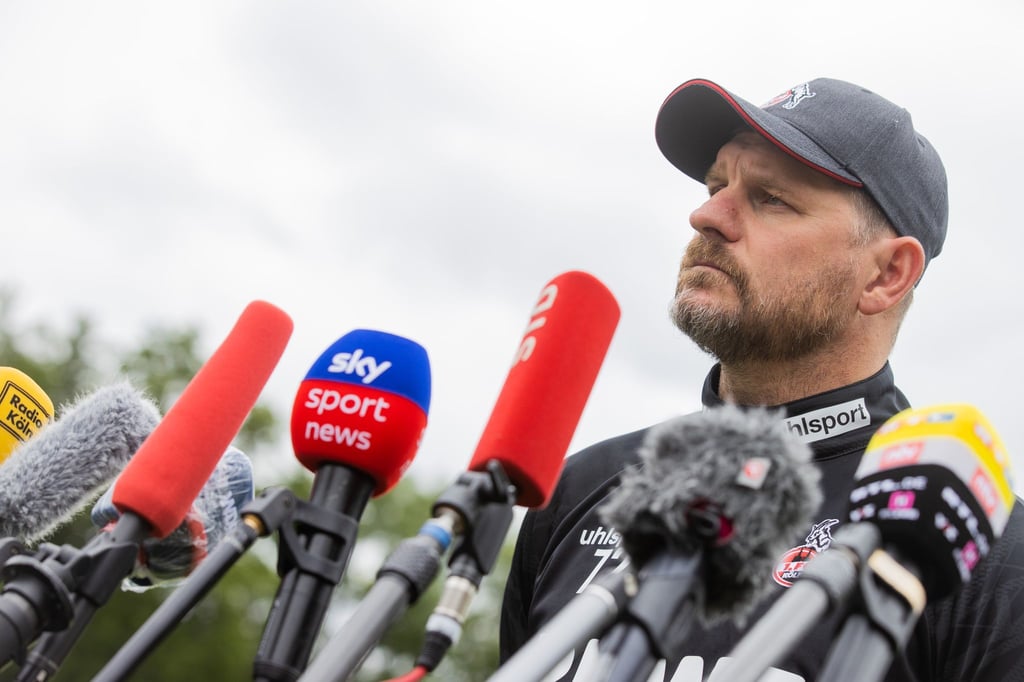 Mahnt falsche Auswahl-Kriterien und Prioritäten bei der Nachwuchsarbeit an: FC-Trainer Steffen Baumgart.