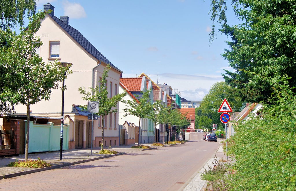 Die Gartenstraße in Wolmirstedt könnte ab dem kommenden Jahr Kleine Gartenstraße heißen. Stimmt der Stadtrat am Donnerstag zu, ist sie eine von 13 Straßen in Wolmirstedt, Farsleben und Glindenberg, die einen neuen Namen bekommen, weil sie doppelt oder gar dreifach vergeben sind.