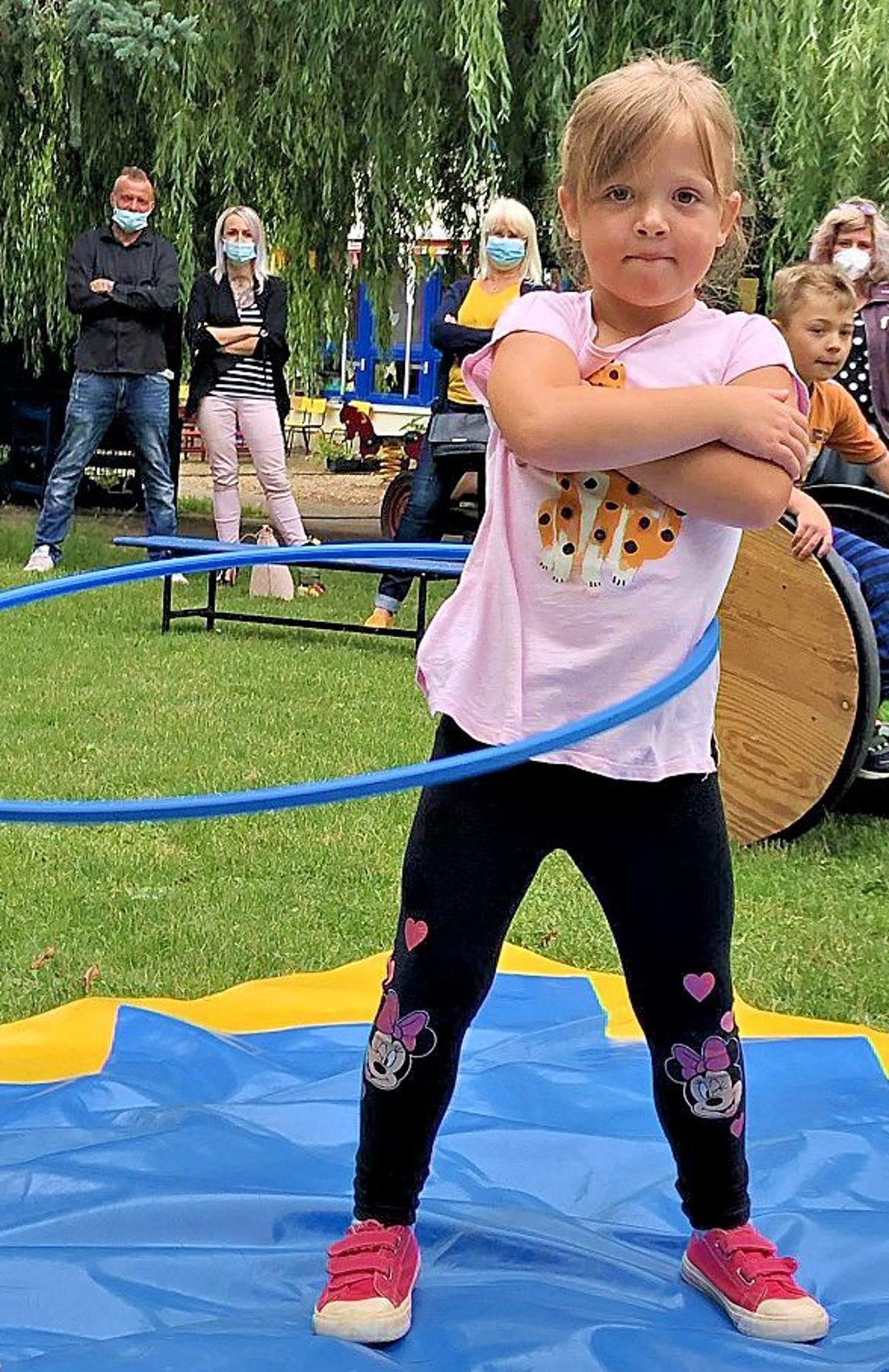 Auch Hoola-Hoop-Profis waren dabei.