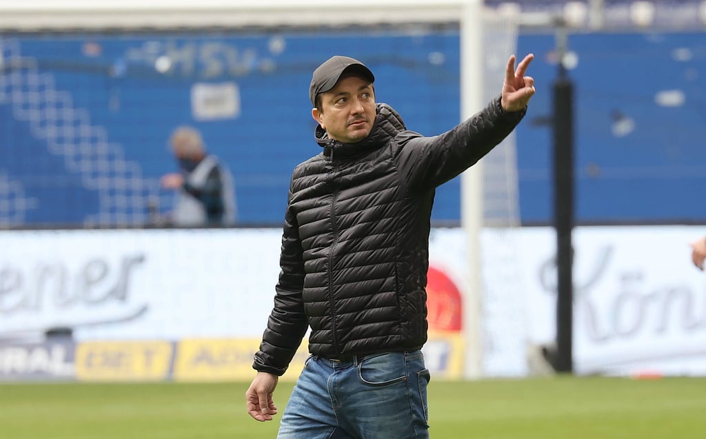 Trainer Daniel Meyer hat nach seiner Entlassung bei Eintracht Braunschweig schnell wieder eine neue Aufgabe gefunden.