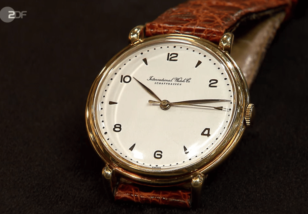 Das ist die Uhr mit dem Krokodillederarmband, das laut Expertin Wendela Horz nur unter besonderen Voraussetzungen verkauft werden darf.