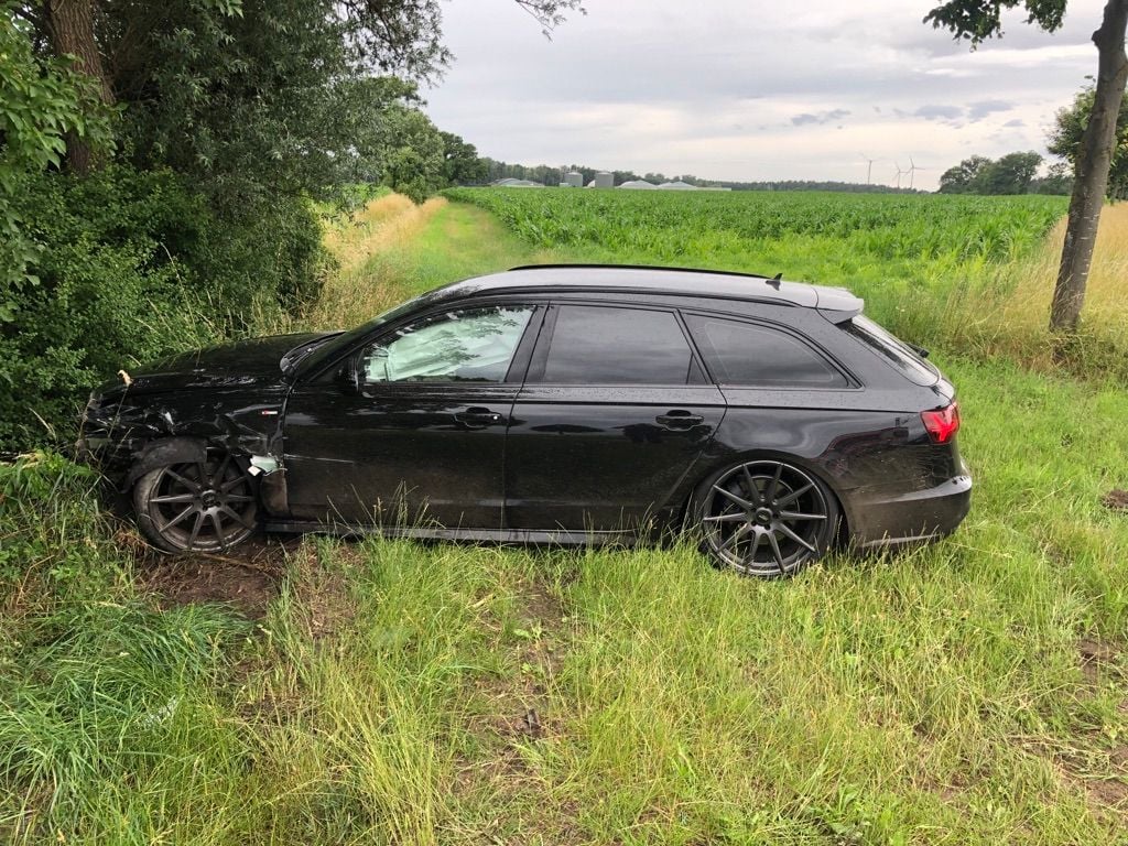 Das Auto wurde bei dem Unfall in Gethlingen wirtschaftlich zerstört.