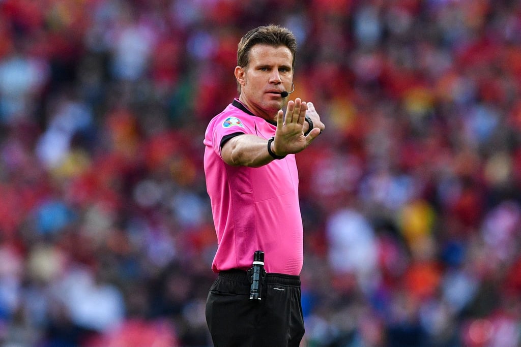 Wurde für seine Spielleitung beim EM-Halbfinale zwischen Italien und Spanien gelobt: Schiedsrichter Felix Brych.