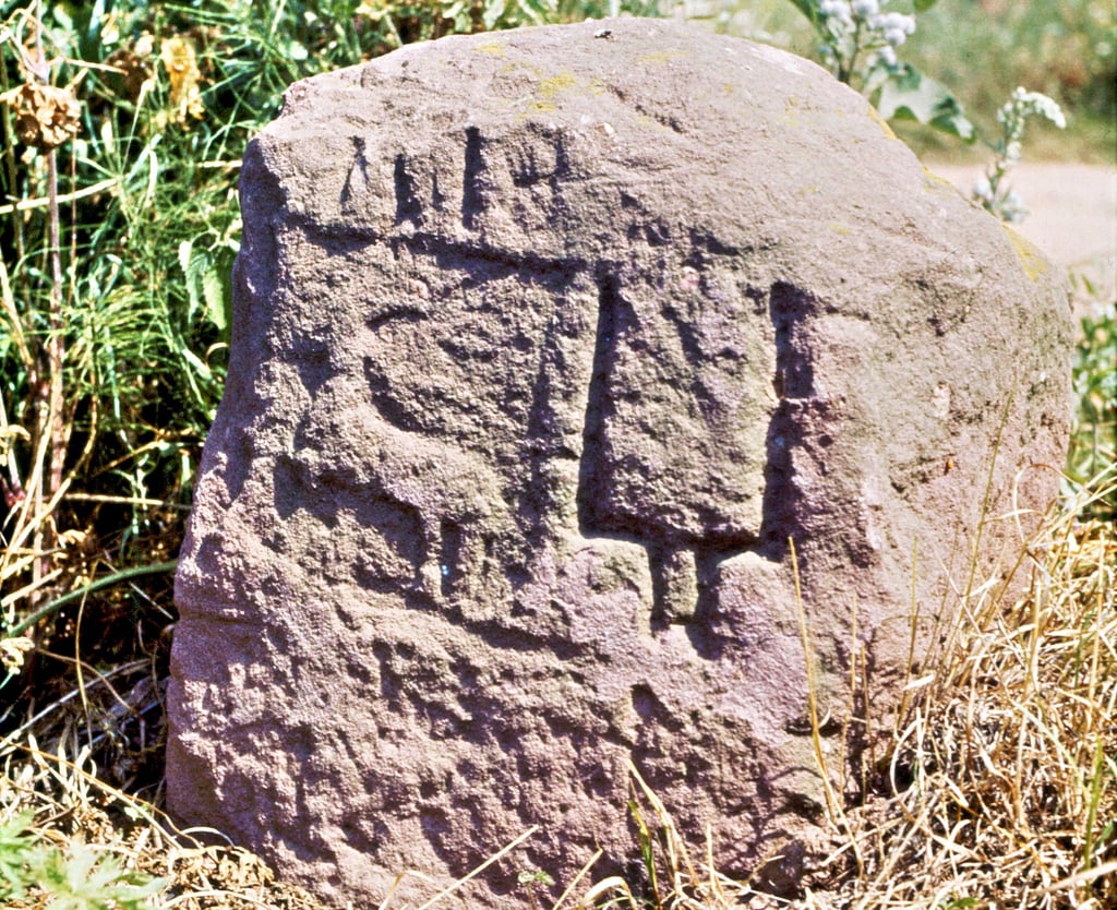 So sah der Grenzstein um das Jahr 1985 aus.