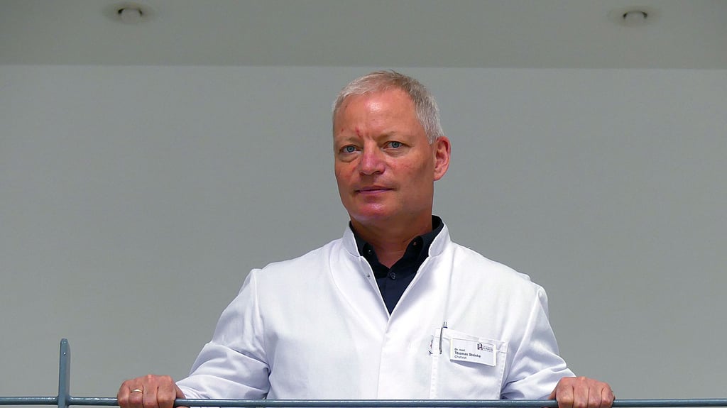Thomas Steinke hat mehr als zwei Jahrzehnte am Uniklinikum Halle Erfahrungen gesammelt.