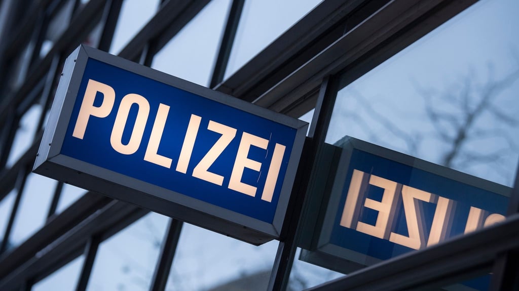 In einem Lebensmittelgeschäft im Bereich des Hauptbahnhofs beging der 39-Jährige einen von mehreren Diebstählen. Foto: Boris Roessler/dpa/Archivbild