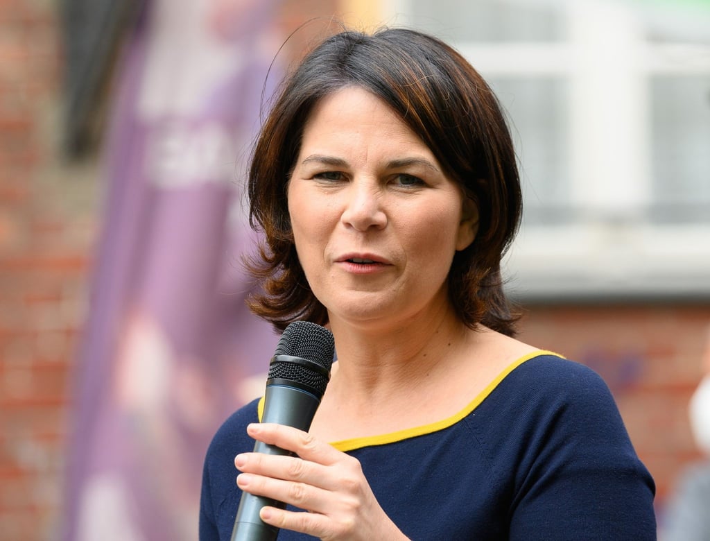 Annalena Baerbock, Kanzlerkandidatin und Direktkandidatin von Bündnis 90/Die Grünen, spricht während eines Bürgergesprächs zu ihrem Wahlkampfauftakt.
