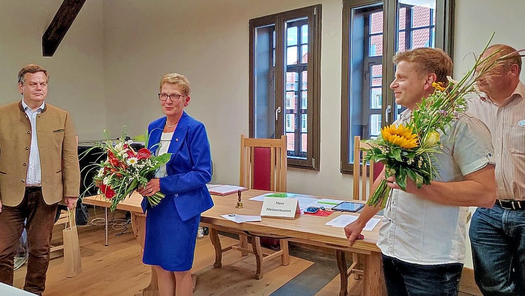 Ingeborg Wagenführ in ihrer letzten Stadtratssitzung, hier mit Alexander Räuscher, Lars Kohn und Dirk Heinemann(v. l. n. r.).