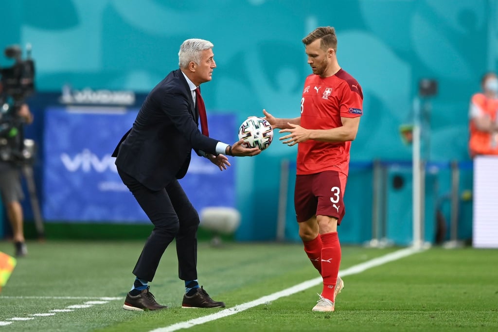 Silvan Widmer (r) wechselt aus Basel nach Mainz.
