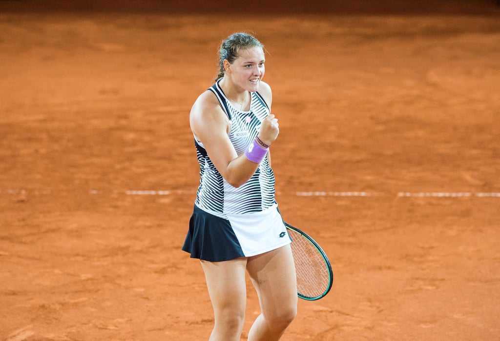 Jule Niemeier bejubelt ihren Halbfinaleinzug in Hamburg.