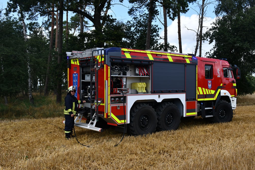 Das neue Kamaz-Tanklöschfahrzeug der Arendseer Feuerwehr war zum ersten Mal im Einsatz.