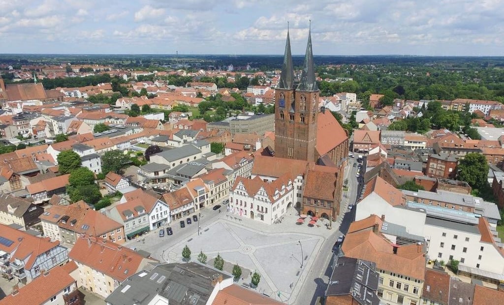 Im Landkreis Stendal gilt aufgrund der gestiegenen Inzidenz ab Mittwoch (11. August) wieder in vielen Bereichen eine Testpflicht.