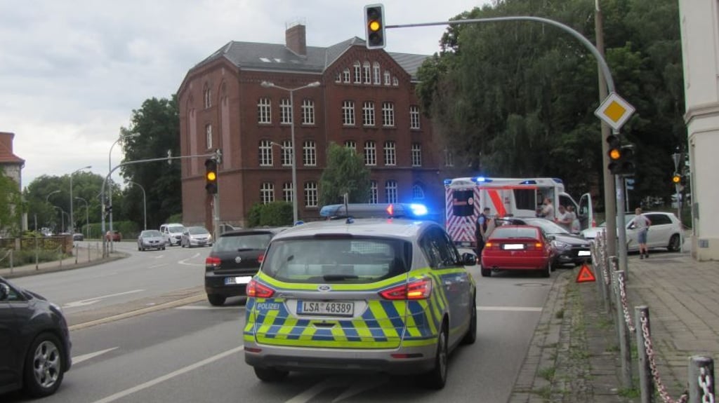 Am Schützenplatz ist es am Dienstagmorgen zu einem Verkehrsunfall gekommen.