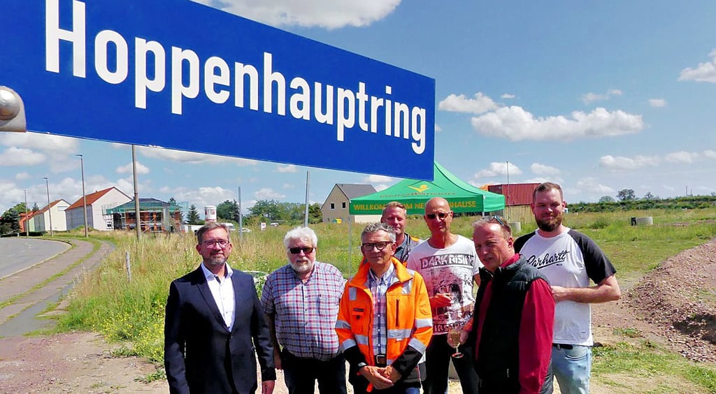Das neue Schild weist den Weg ins Baugebiet Hoppenhauptring.
