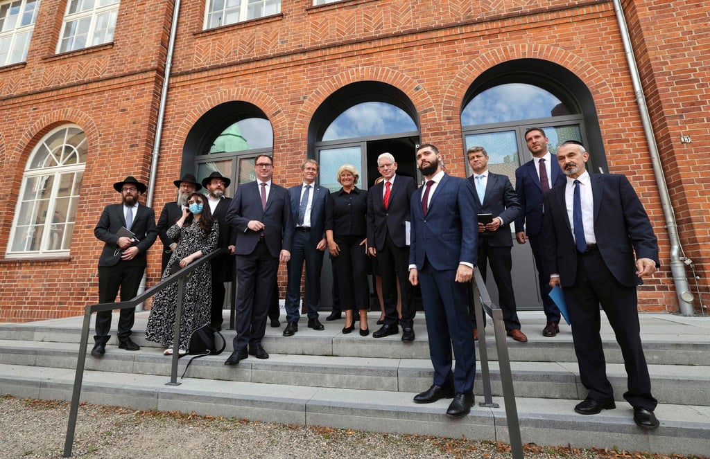 Festakt zur Wiedereröffnung der Carlebach Synagoge.