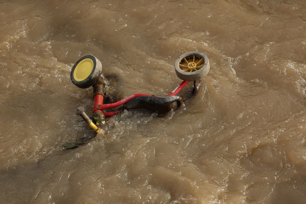 Extremer Starkregen hatte am 14. und 15. Juli an der Ahr im Norden von Rheinland-Pfalz eine Flutwelle ausgelöst und weite Teile des Tals unter Wasser gesetzt.