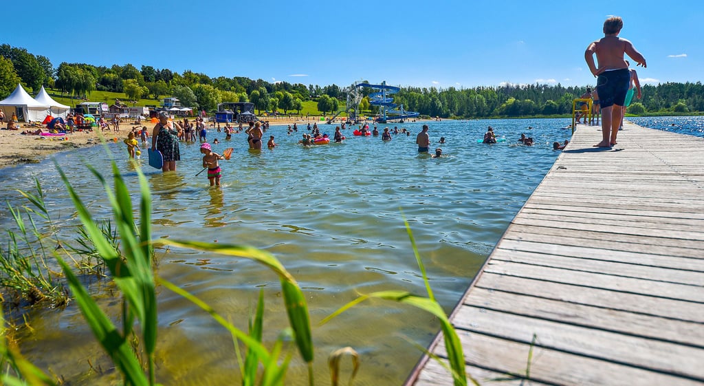 Die Hasse Roßbach ist nach wie vor ein beliebtes Strandbad, wie diese Aufnahme vom Wochenende zeigt.