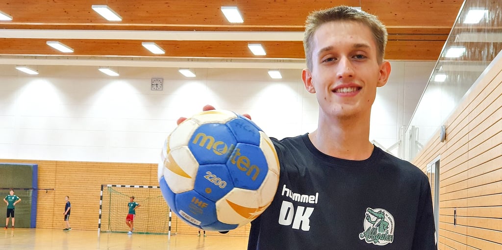 David Köhler ist Torhüter beim HCA. Er spielte mit der A-Jugend in der Sachsen-Anhalt-Liga, nun bei den Herren.