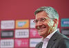 Der FC-Bayern-Präsident Herbert Hainer denkt über eine Gehaltsobergrenze im Profifußball nach.
