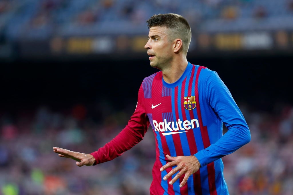 Die vier Kapitäne des FC Barcelona um Gerard Piqué verzichten zukünftig auf Gehalt.