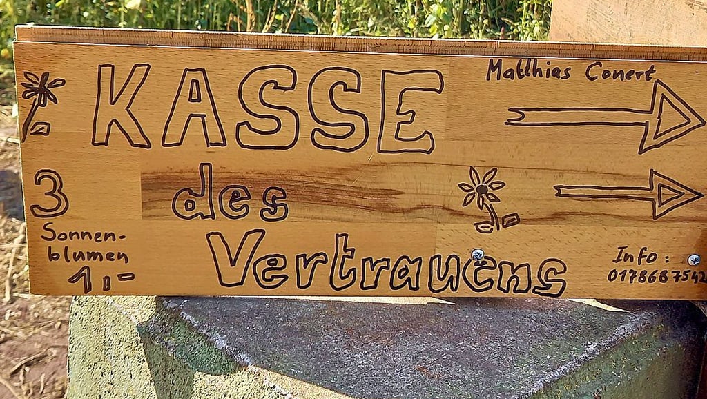 Hier können die Sonneblumen bezahlt werden.