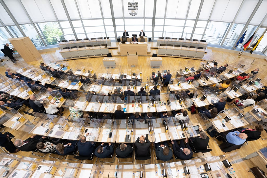 Blick in den Landtag in Magdeburg: Der Tod des Asylbewerbers Oury Jalloh wird offenbar kein Fall für einen Untersuchungsausschuss.