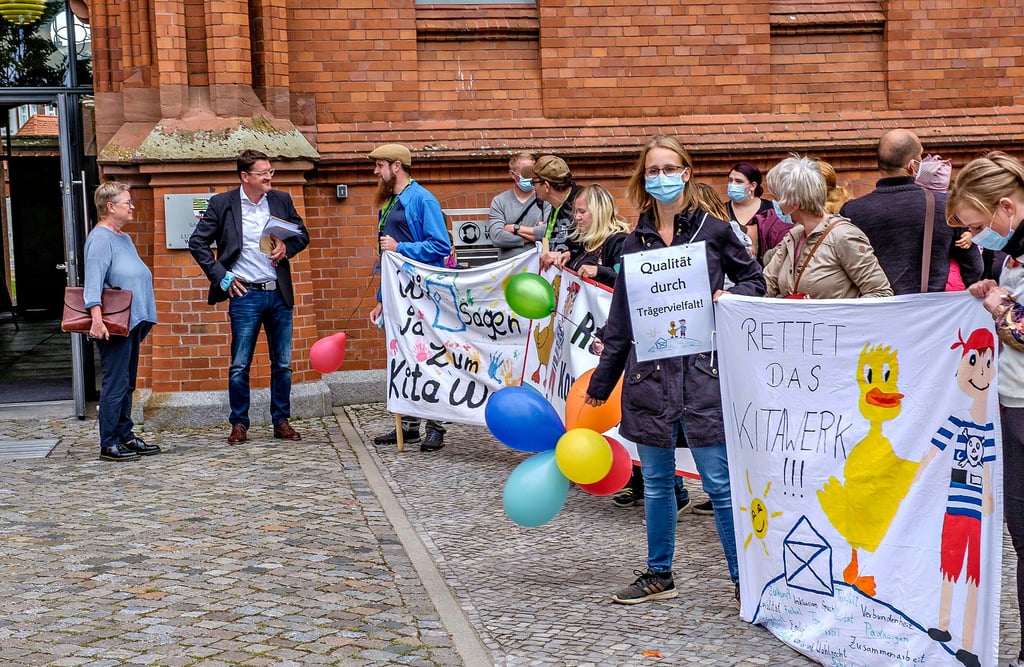Vor dem Neuen Rathaus wurde demonstriert.