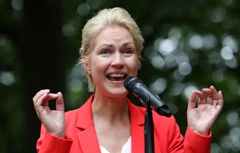 Mecklenburg-Vorpommerns Ministerpräsidentin Manuela Schwesig spricht beim Wahlkampfauftakt der SPD.