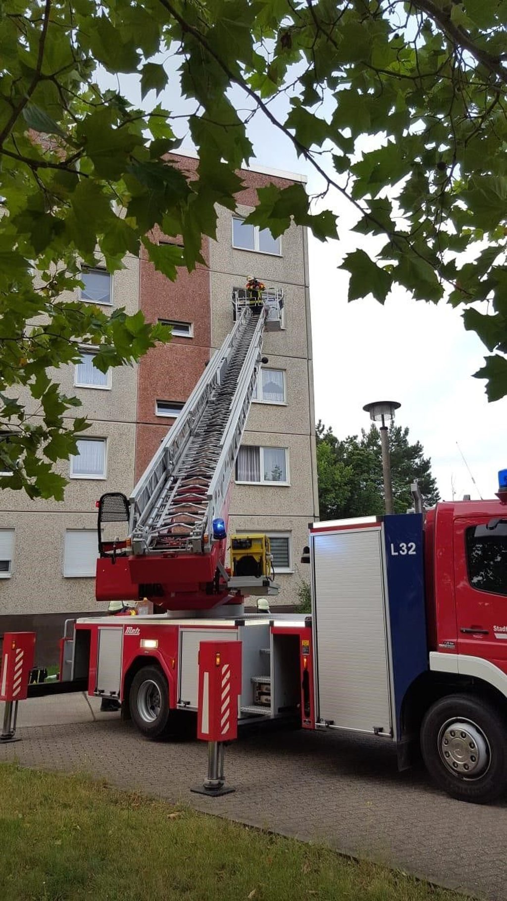 Die Akener Feuerwehr ist im Einsatz.