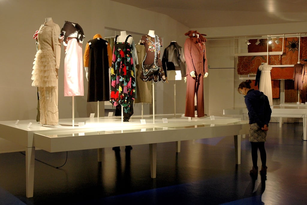 Das Modemuseum in Antwerpen öffnet nach drei Jahren Renovierung wieder seine Türen.