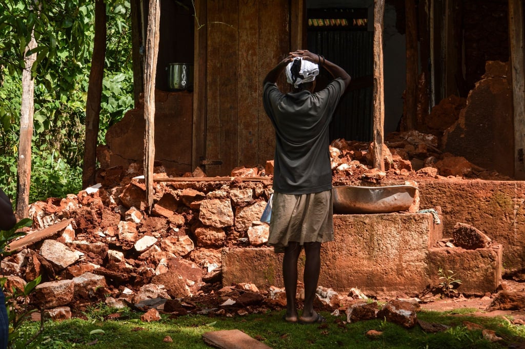 Verzweiflung! Knapp 53.000 Häuser wurden durch das Erdbeben in Haiti zerstört und gut 77.000 beschädigt.
