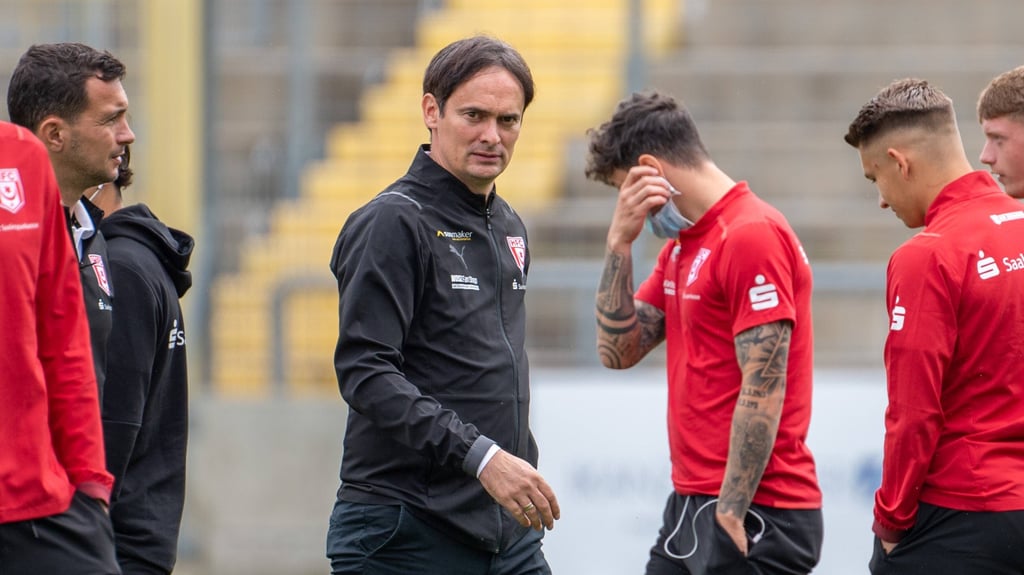 HFC-Trainer Florian Schnorrenberg hat personell vor dem Spiel bei Viktoria Berlin keine große Auswahl mehr.