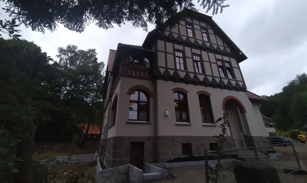 Rund um die Kindertagesstätte der Lebenshilfe Quedlinburg an der Freiheit 60 am Rande Wernigerodes ist noch viel zu tun.