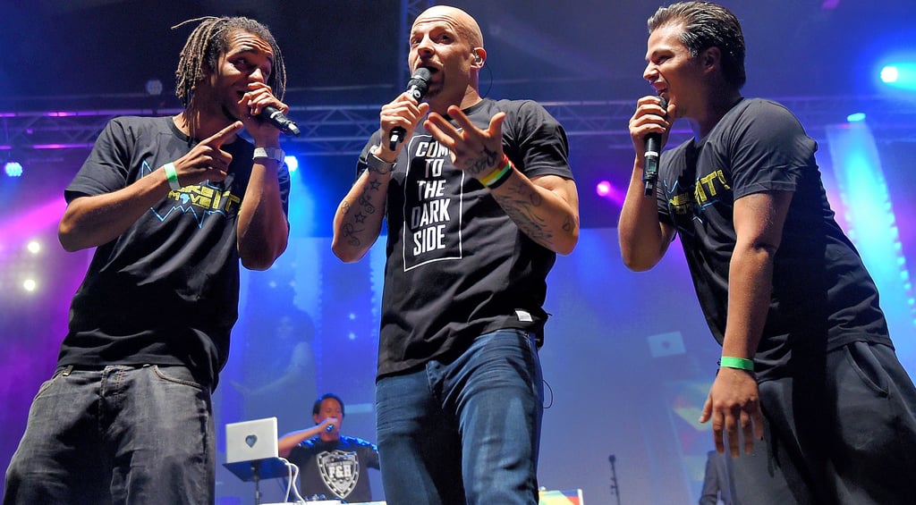 Die Band Culcha Candela mit Johnny Strange, Mateo Jasik und Don Cali (vorn von links) sowie DJ Chino con Estilo rockt den Bürgerpark Wernigerode am Freitagabend gleich zweimal hintereinander.