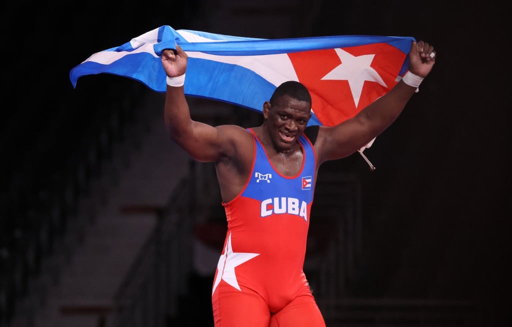 Mijain Lopez Nunez feiert seine vierte olympische Goldmedaille.