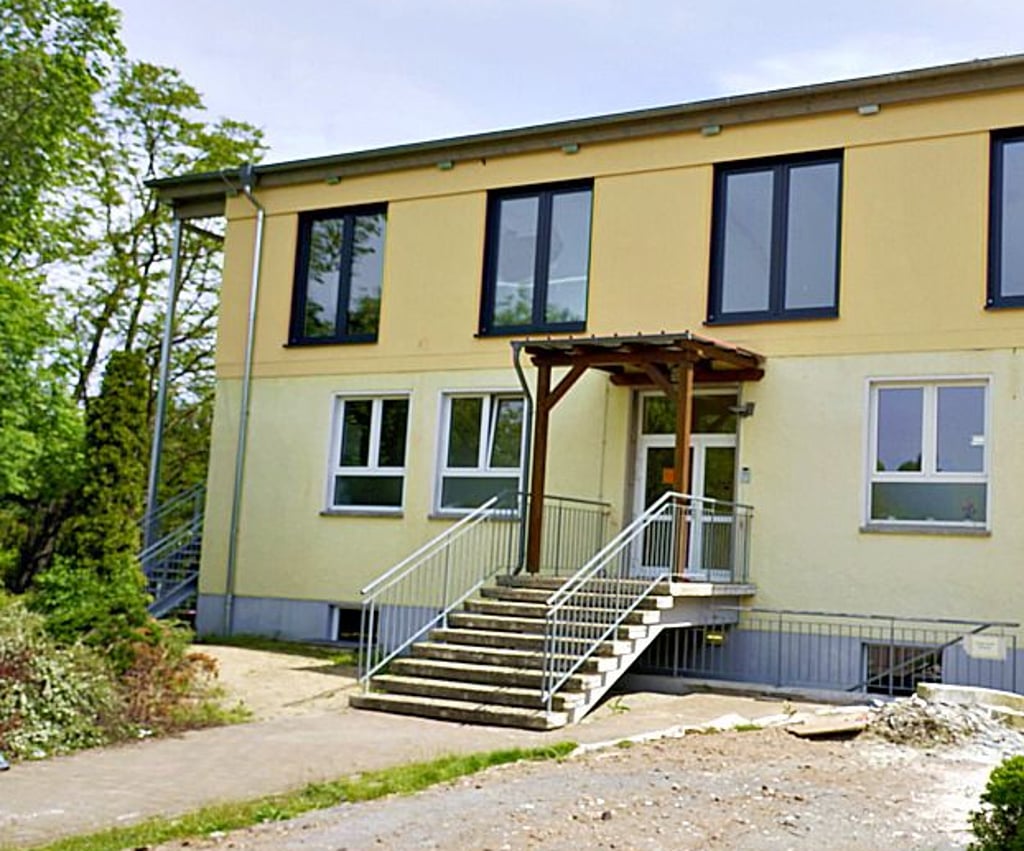 Vor kurzem wurde die neu errichtete Aula in der Sekundarschule Brettin übergeben.