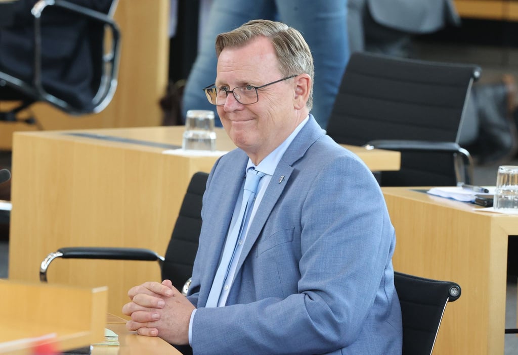 Bodo Ramelow (Die Linke) falet die Hände zusammen.