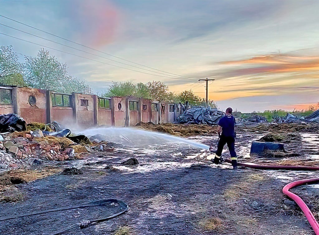 Bereits im Mai ging das Strohlager der Agrargenossenschaft Könnern in Flammen auf.