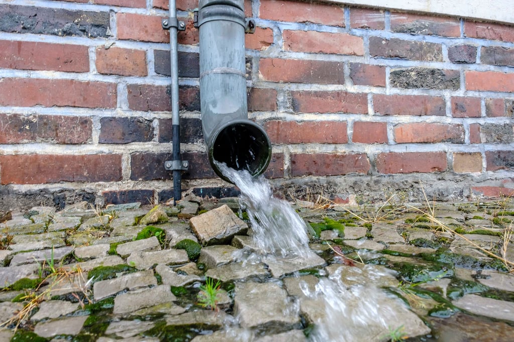 Auch das Kanalsystem in Halle – sonst oft die Schwachstelle – sei mit dem Dauerregen bislang klargekommen.