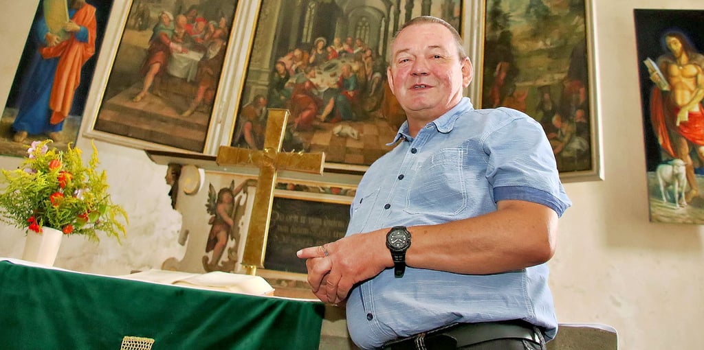 Pfarrer Matthias Dräger an seiner langjährigen Wirkungsstätte in der St. Georgii-Kirche in Kelbra.