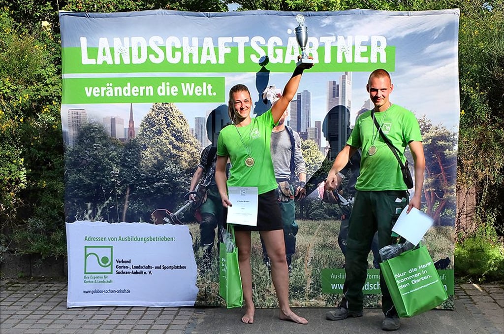Felicitas Bender und Finn Dorow von Grewe & Jäger Magdeburg GmbH gewannen den Cup.