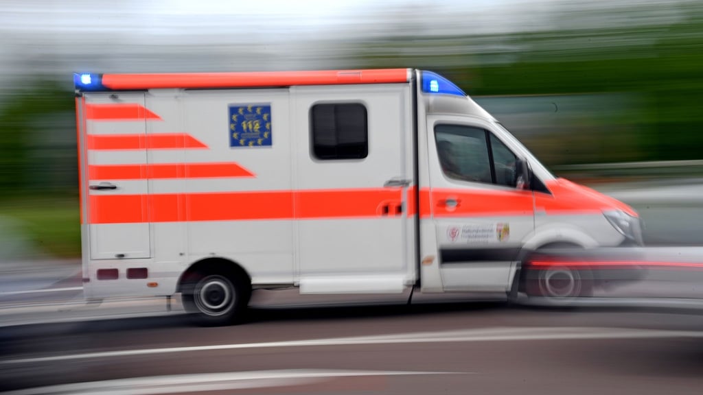 Zwei Verletzte forderte ein Unfall auf der L27 zwischen Kremkau und Algenstedt in der Altmark.
